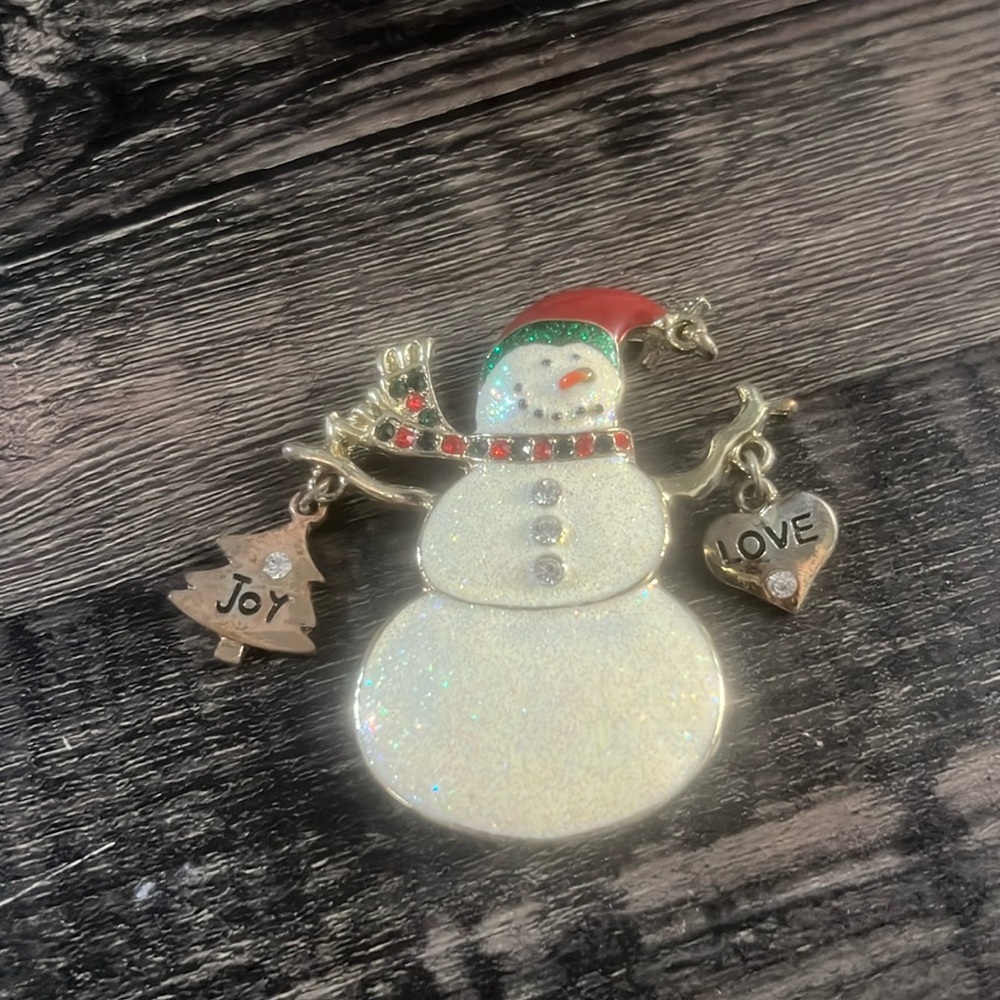 ⛄️ Custom-Made Snowman Pin – One of a Kind! ❄️
